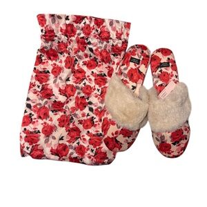 Victoria’s Secret slippers with faux fur